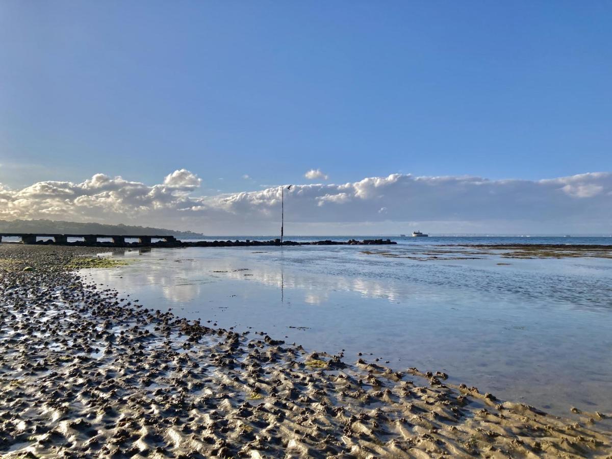 12A Solent Landing Direct Beach Access Bembridge Exteriér fotografie